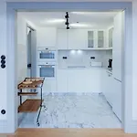 Boutique Rentals - Toledos One & Only Apt In Historical Center Of Porto